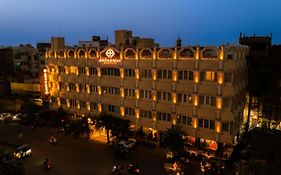 New Hotel Broadway